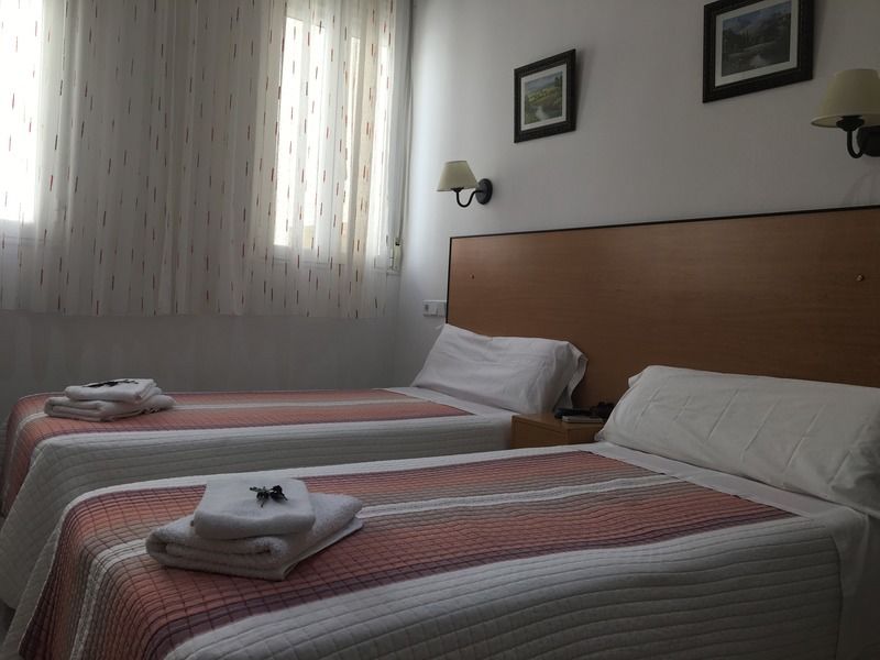 Hostal Lido Madrid Buitenkant foto